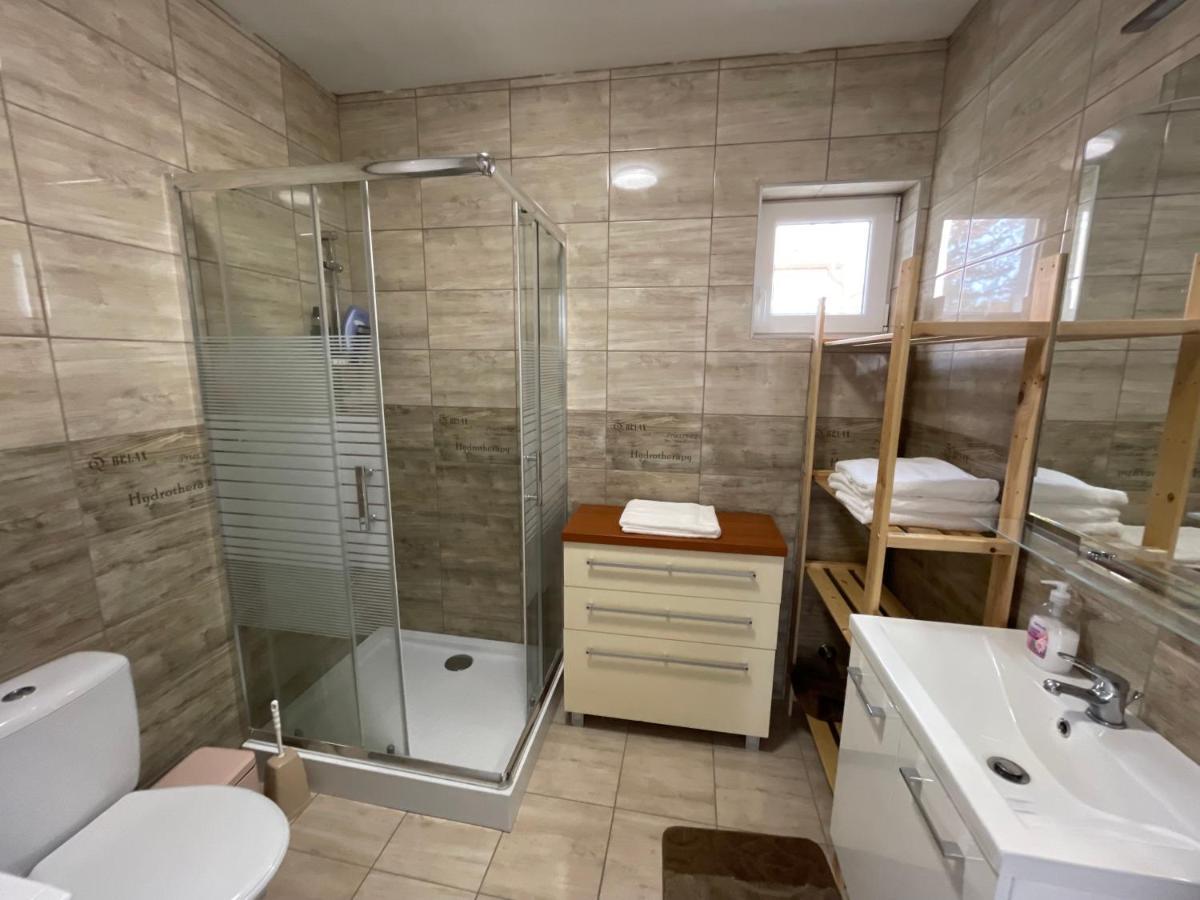 Sorrento Deluxe Apartment - Jacuzzi Siófok Eksteriør billede